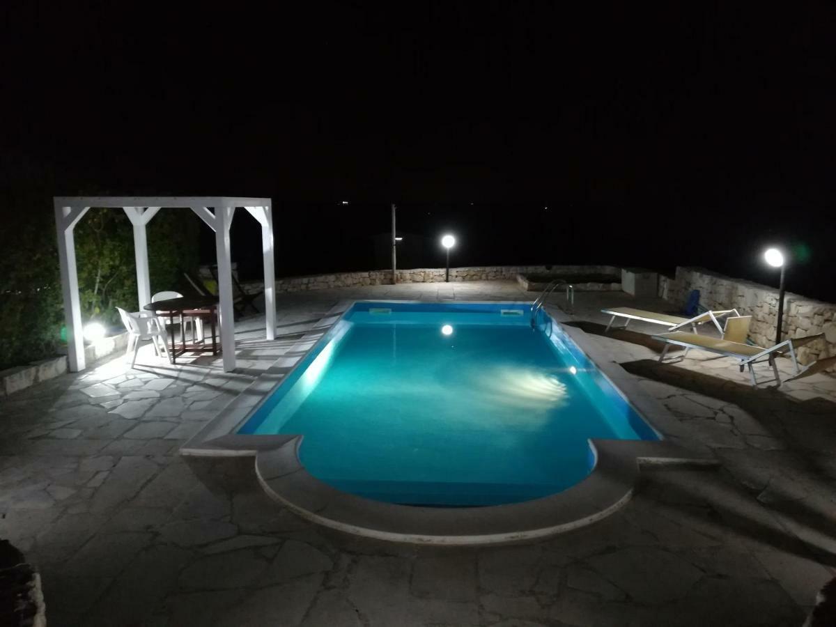Trullo Monte Del Sale Pensionat Alberobello Eksteriør billede